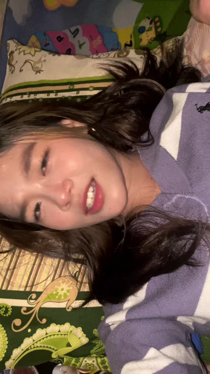 @shella_febriana01