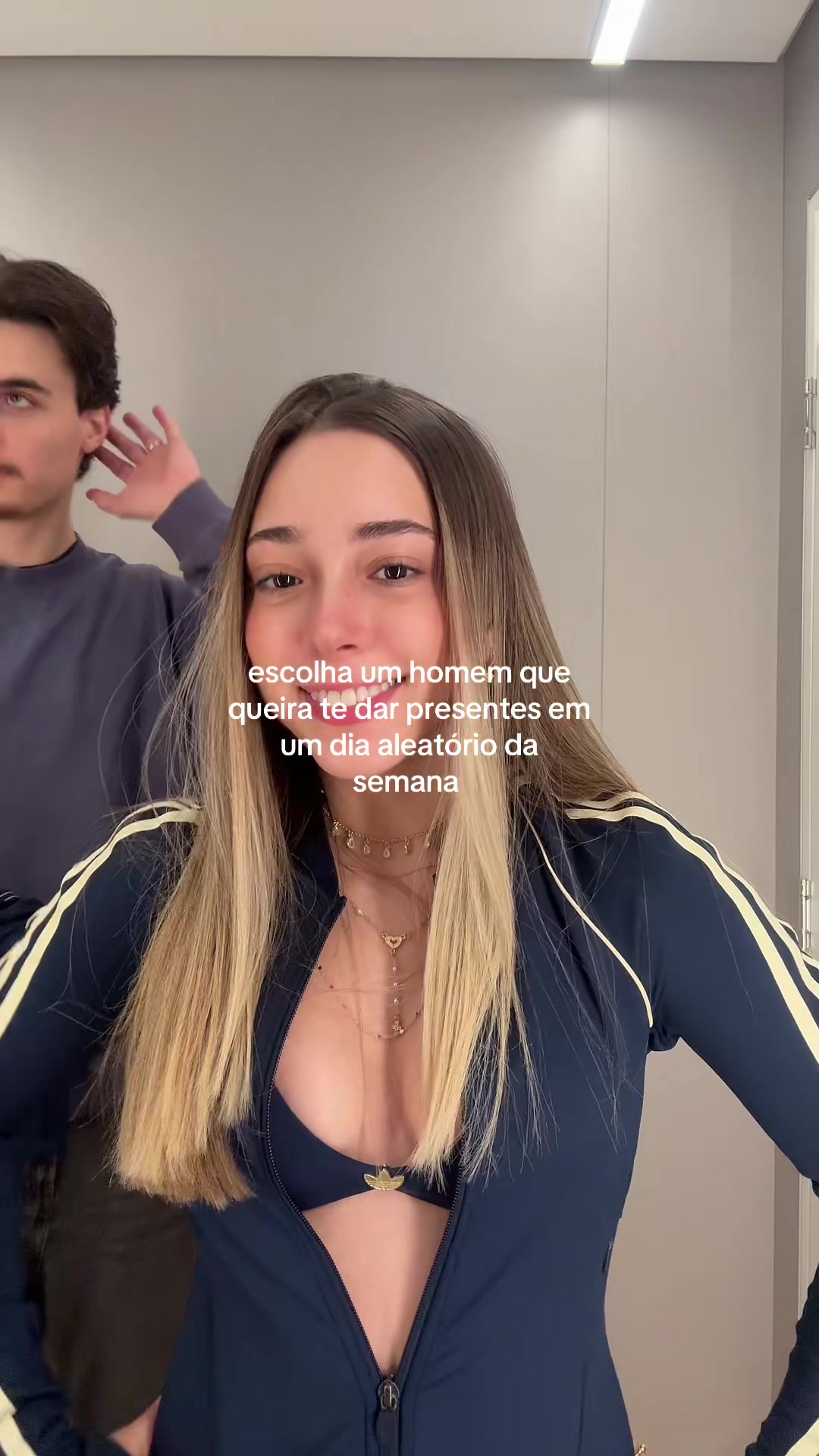 @dailymanucardom1