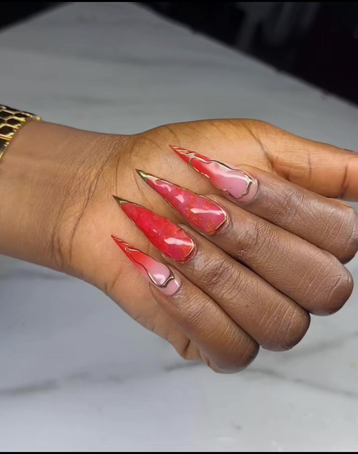 @NAIL TECHNICIAN IN IBADAN