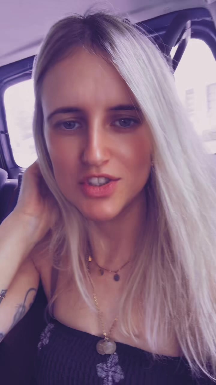 @nadineeee_