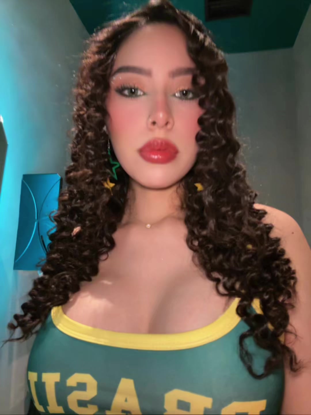@t_latinafav