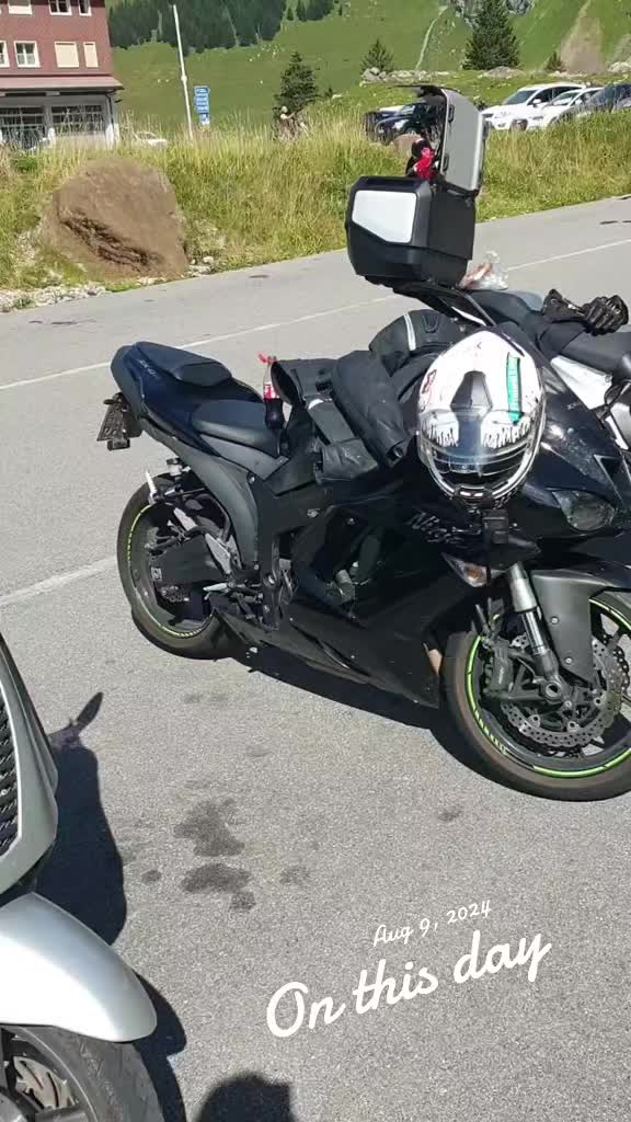 @iv🏍🦂