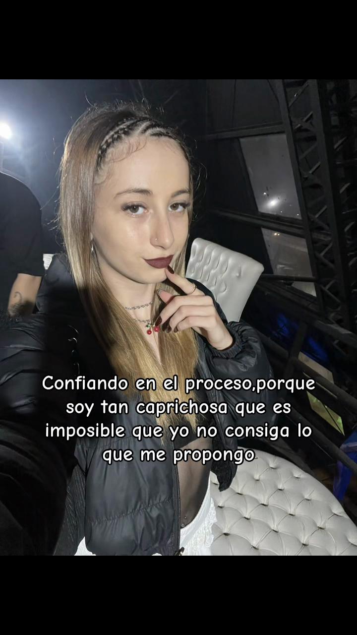 @Cande 👑