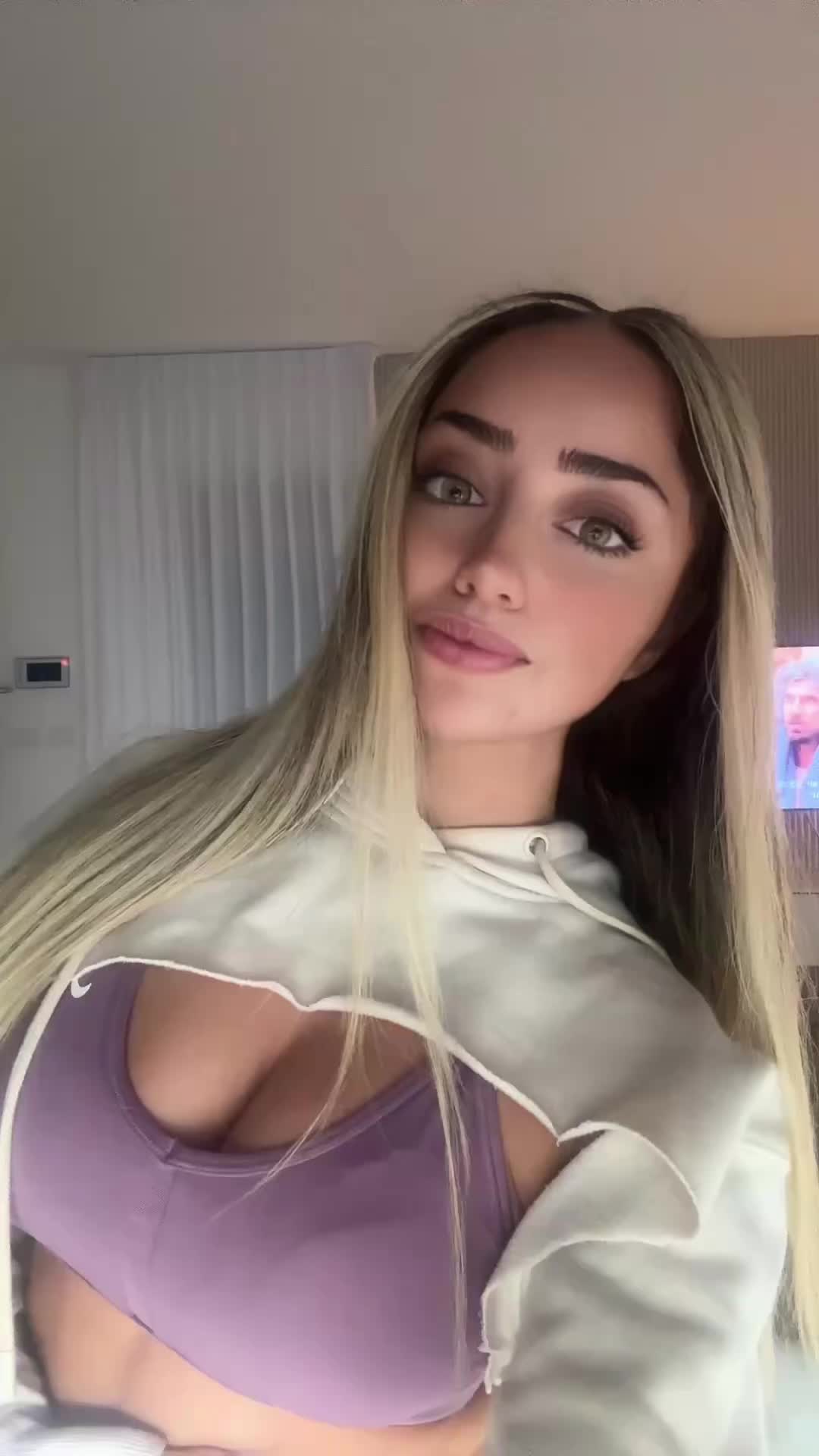 @Linoy._.levi