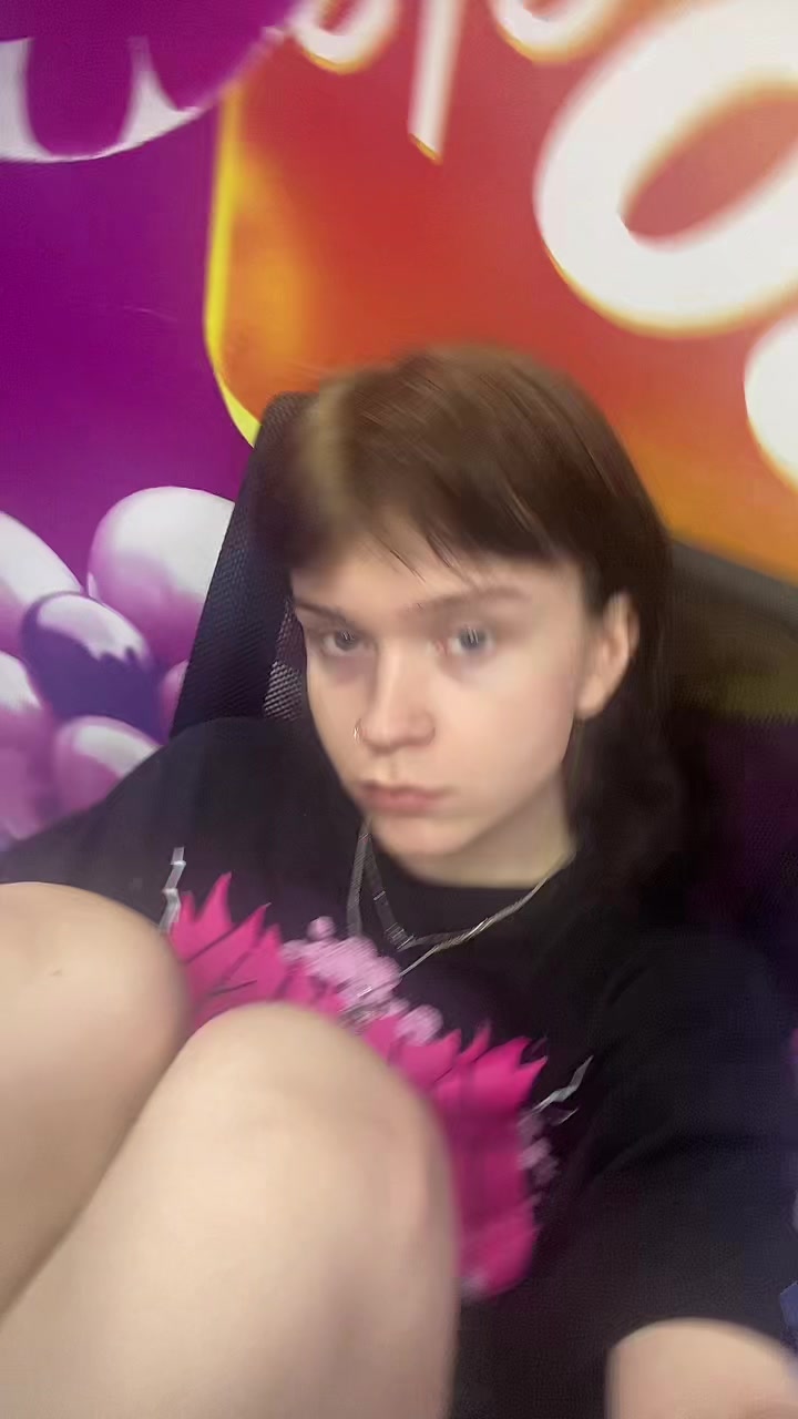 @🏳️&zwj;⚧️🤝🏻huyennaya🫸🏻🏳️&zwj;🌈