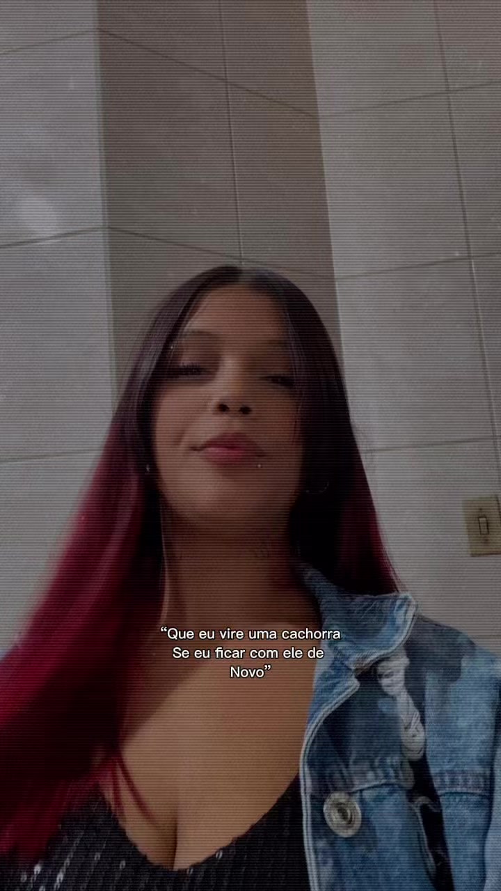 @_tatamesquita 💋
