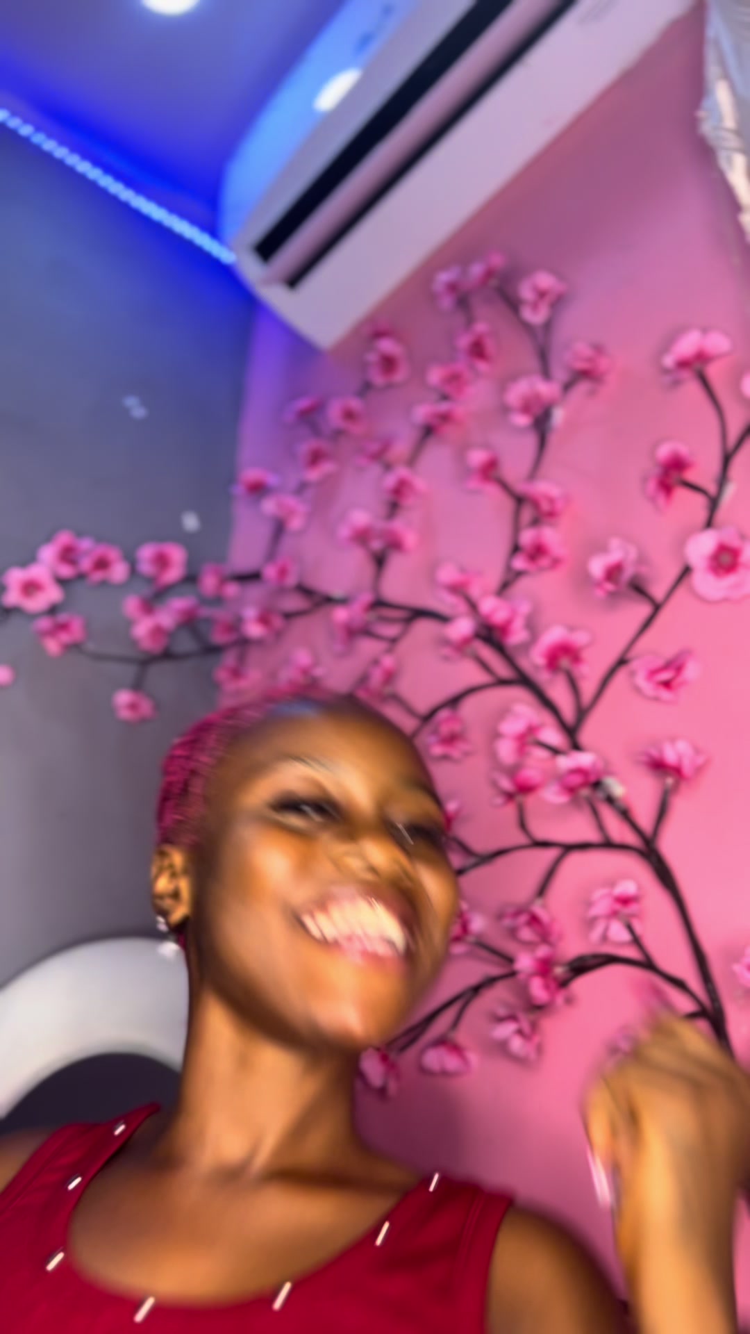 @&Uuml;r f&aacute;v 𝐒𝐡𝐚 𝐋𝐲𝐧🇬🇭🇱🇷