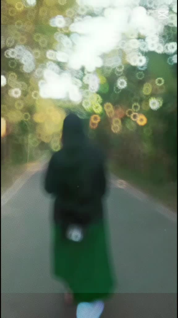 @মায়াবতী😊😅