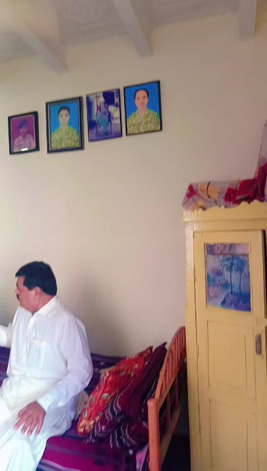 @Muنawar Kaنdhro