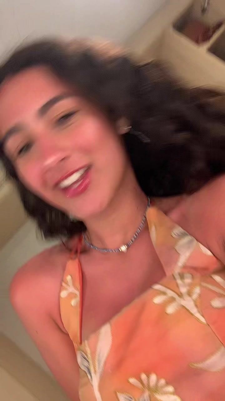 @luisacharles