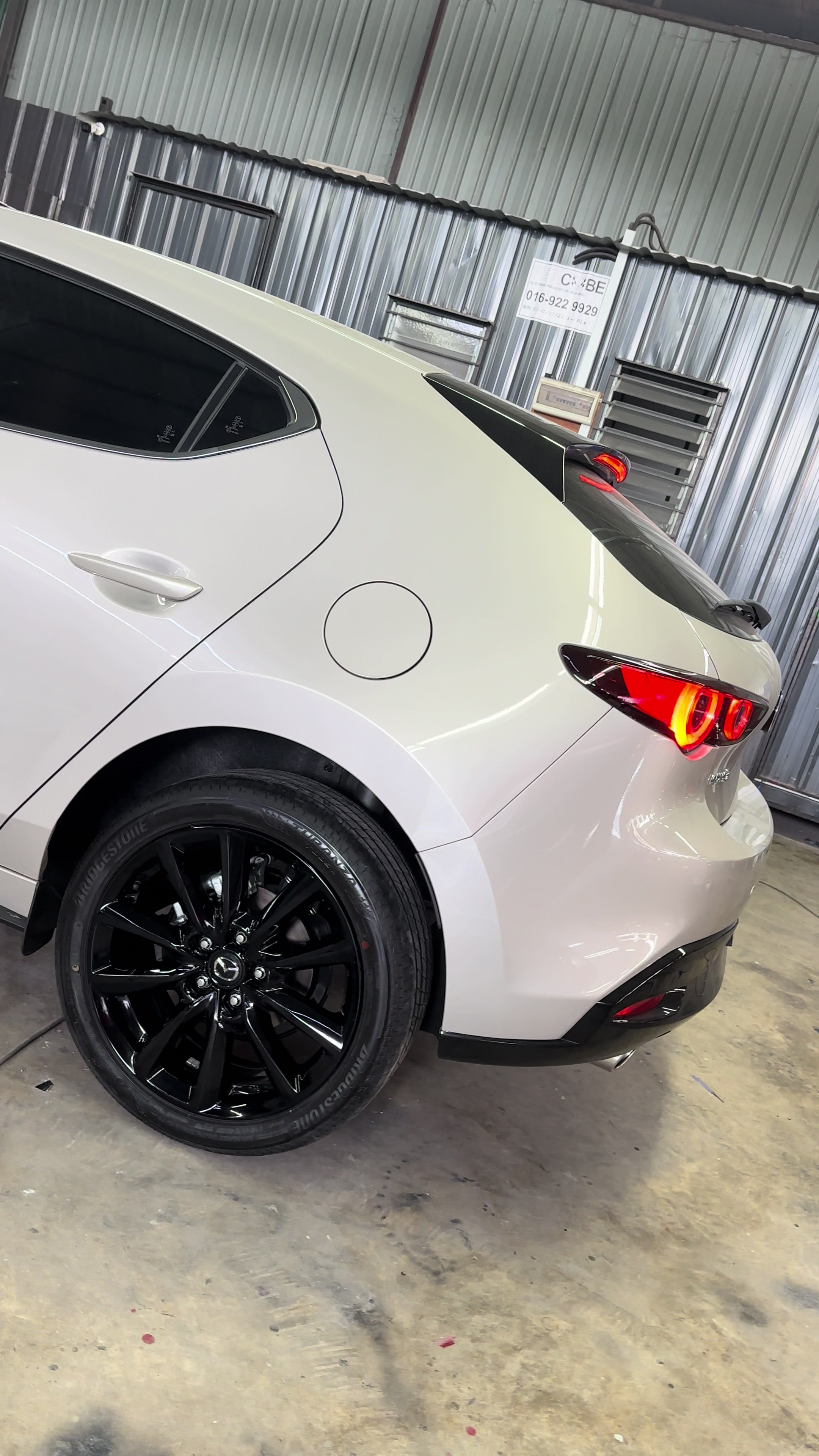 @Hamidi Garage Spray