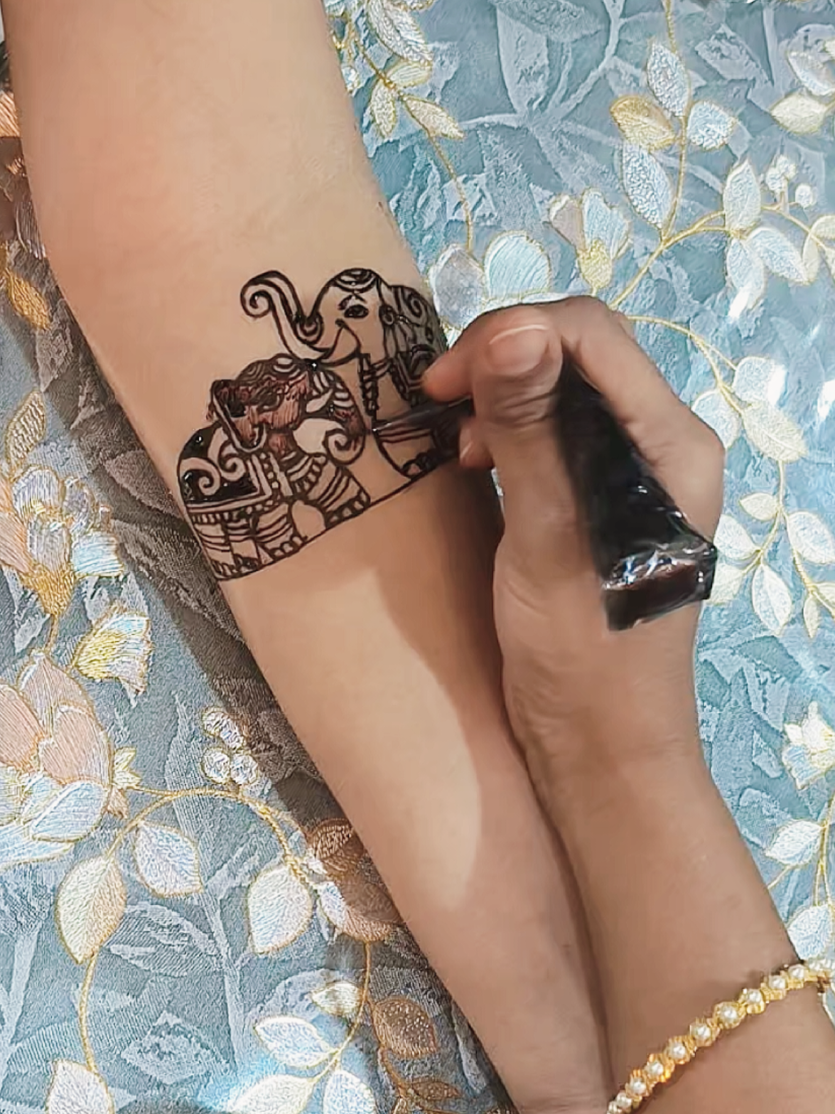 @Henna_Couture04