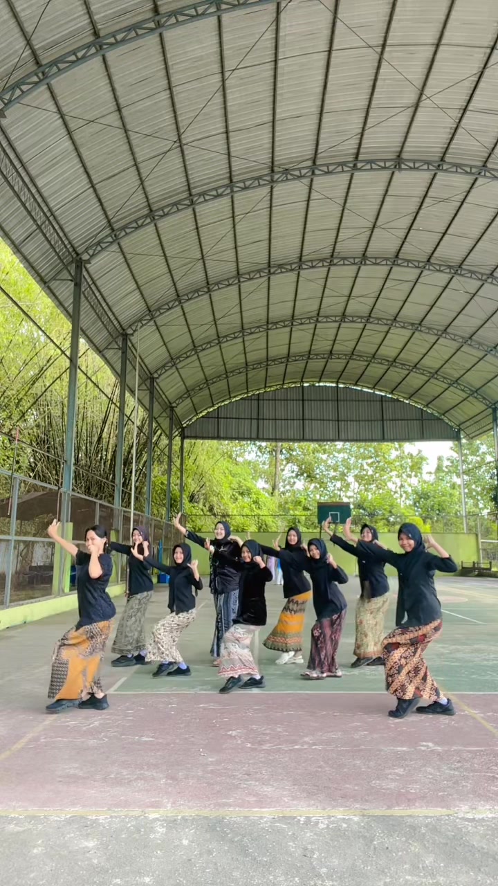 @emm apa ya