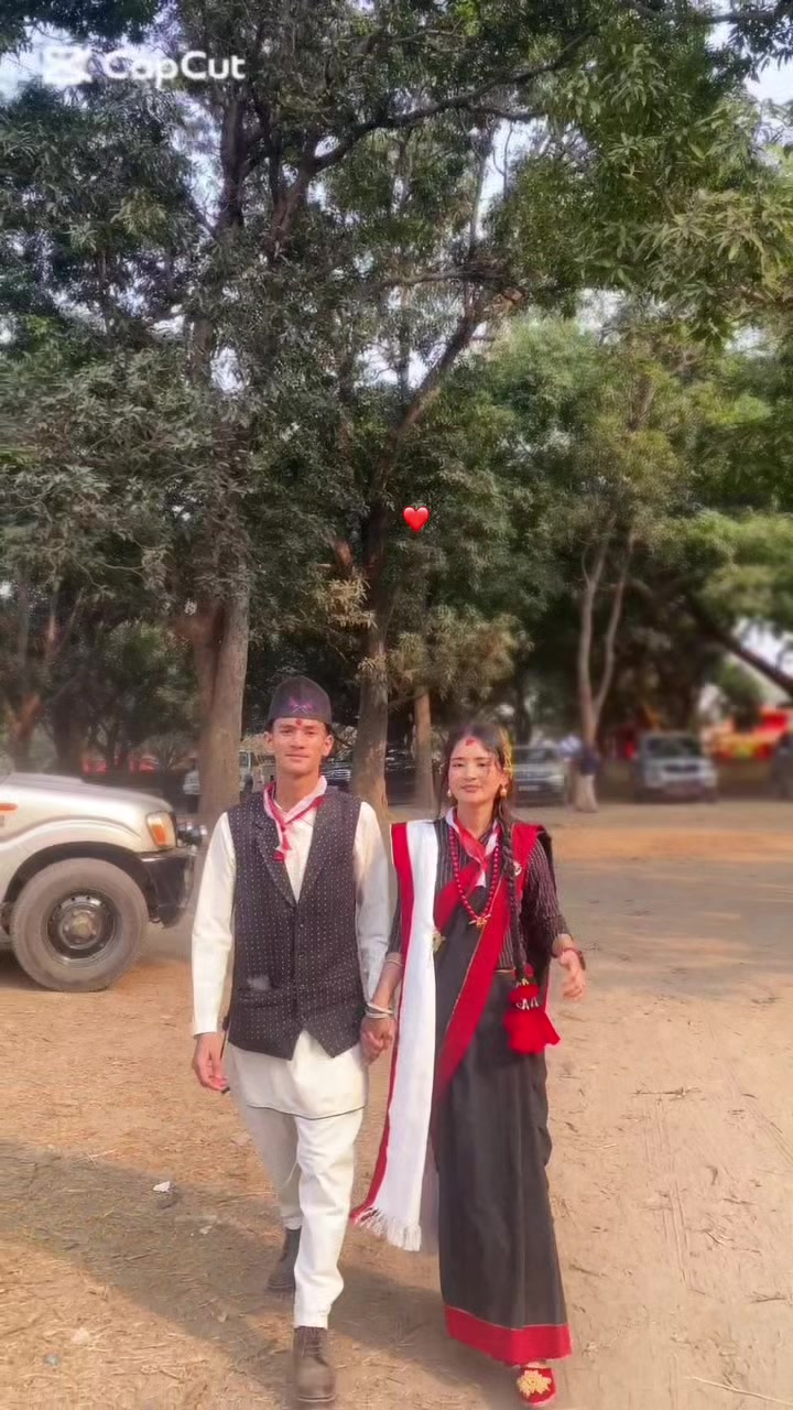 @आकृति श्रेष्ठ