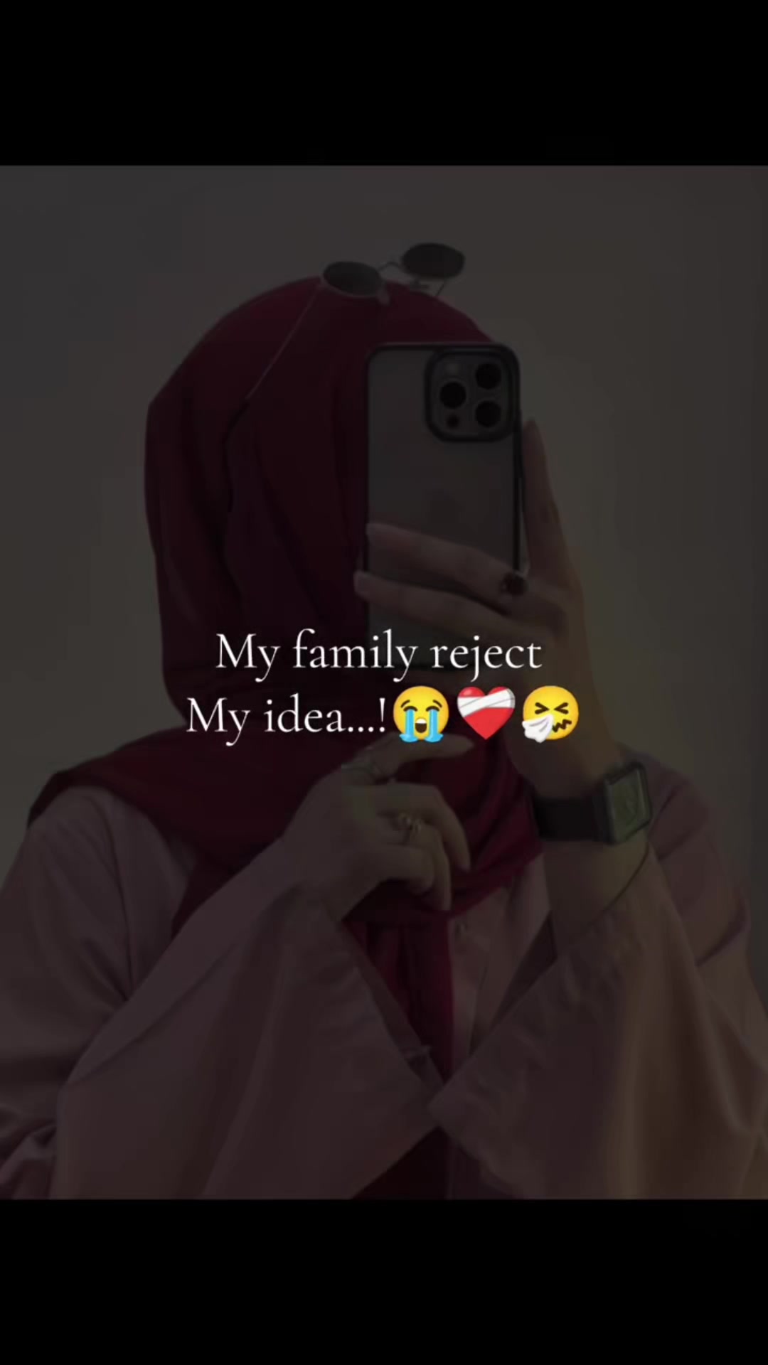 @𝙘𝙧𝙞𝙢𝙨𝙤𝙣'𝙨_𝙦𝙪𝙚𝙚𝙣🥀