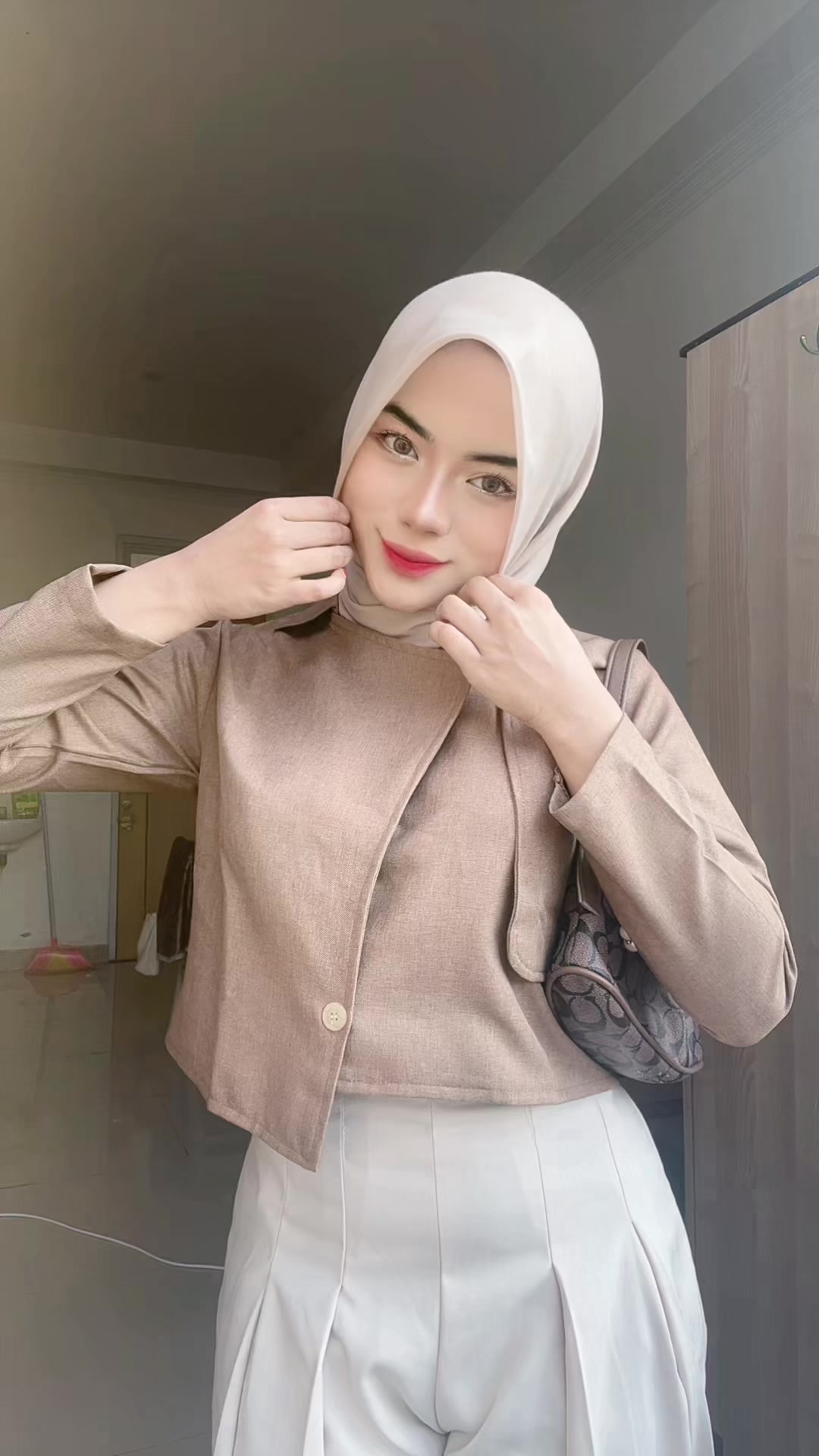 @latifahmhdr