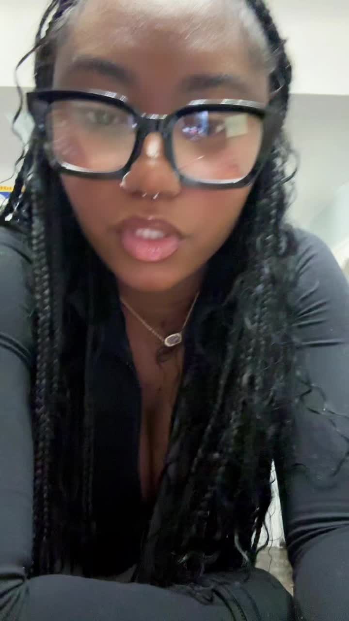 @_iitstrinnn