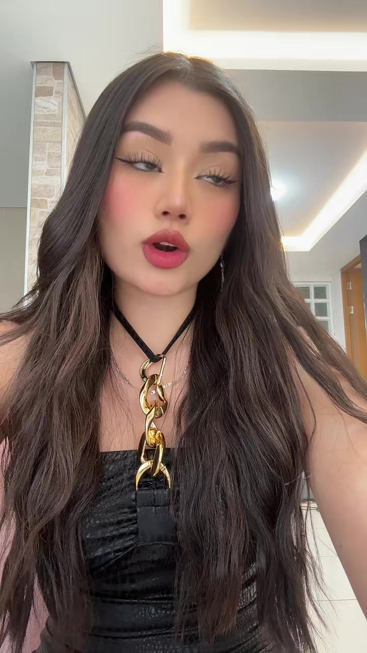@Karensantamaria02