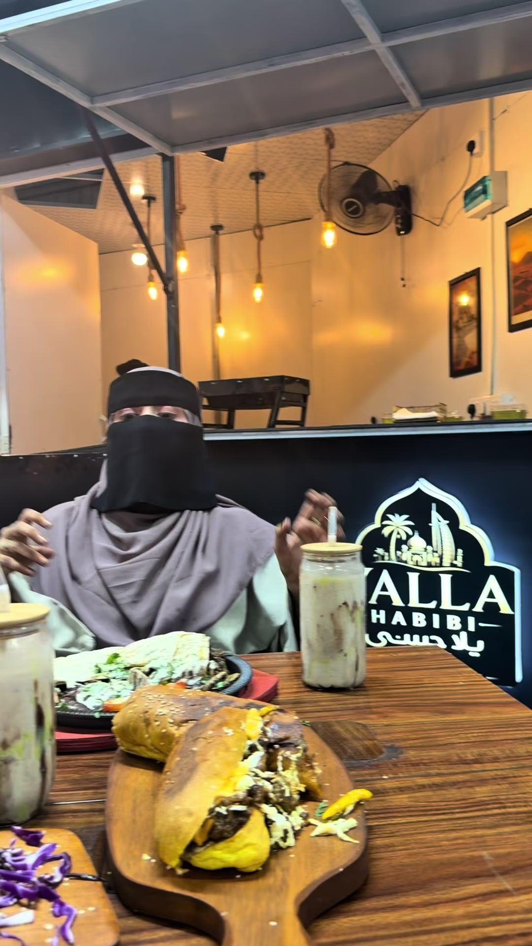 @lifeofaniqabii