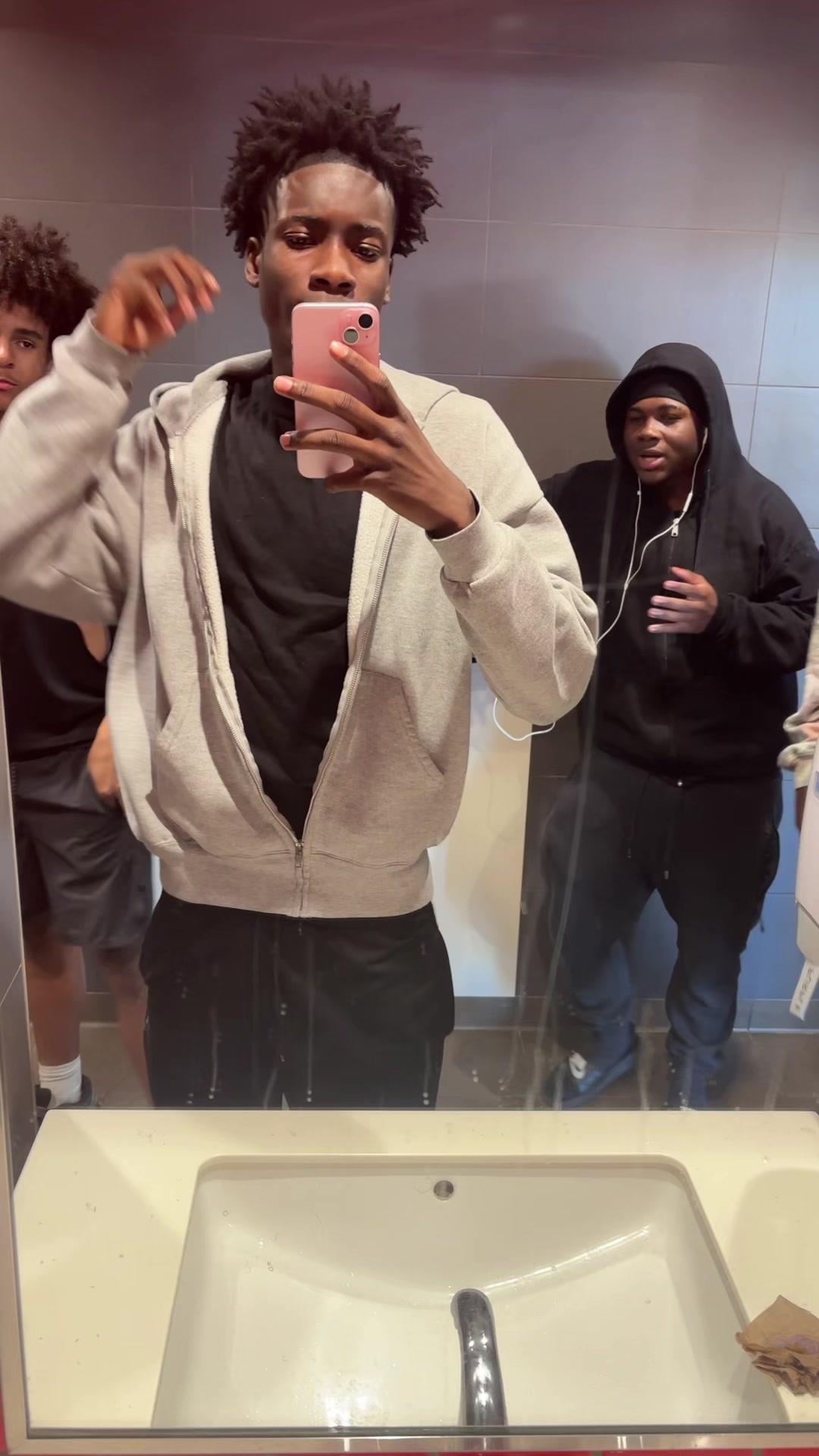 @kehlanifanpage101