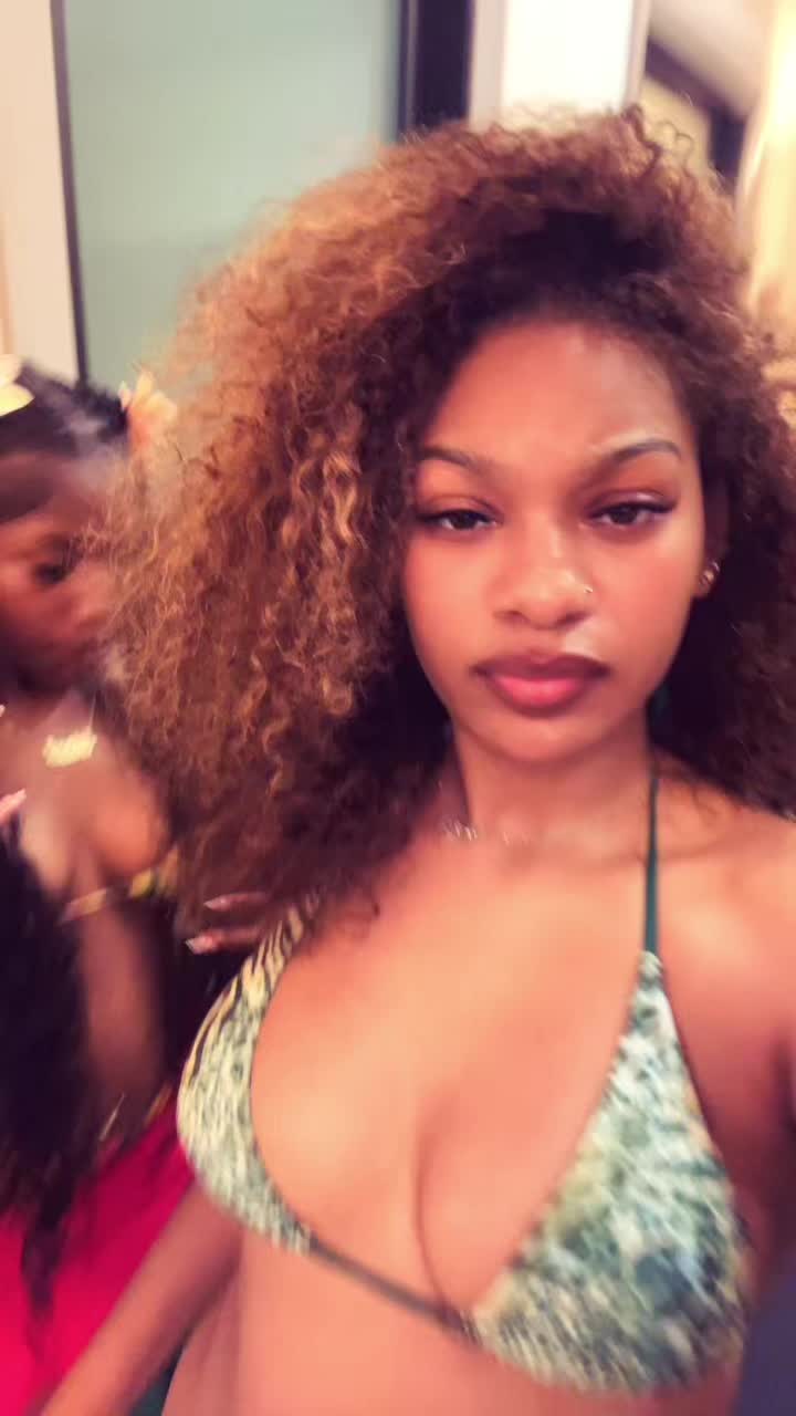 @s.