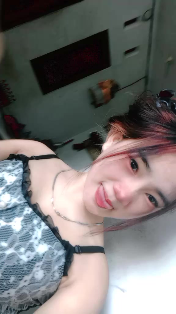 @Tantemu🫦💋.