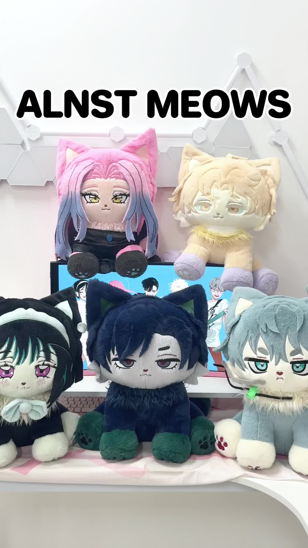 @PLUSHSHOP_USA