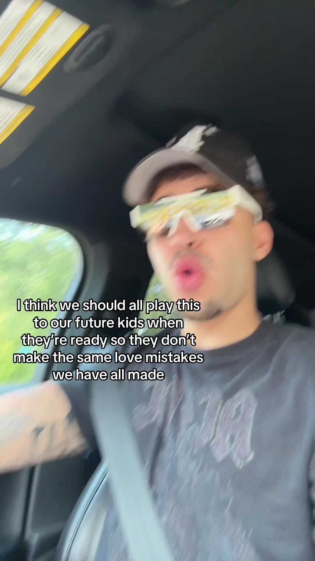 @ant🫯
