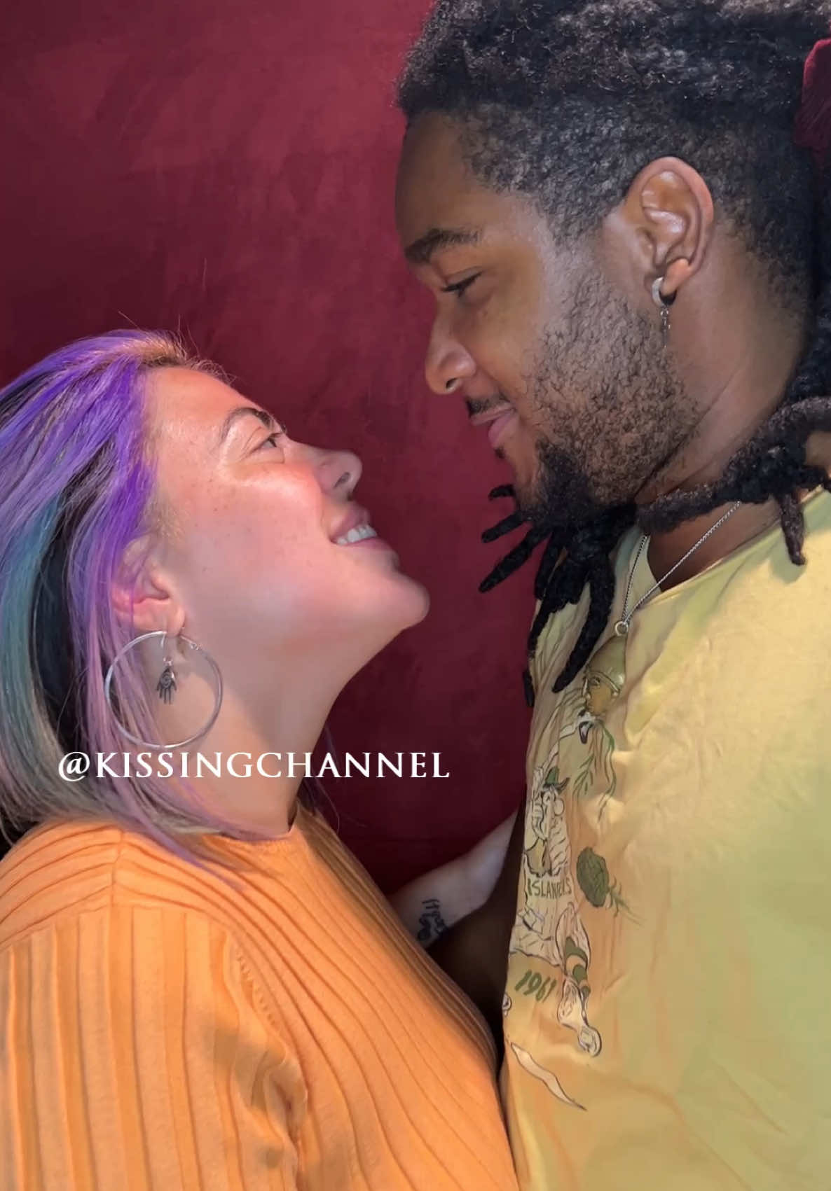 @Kissing Channel