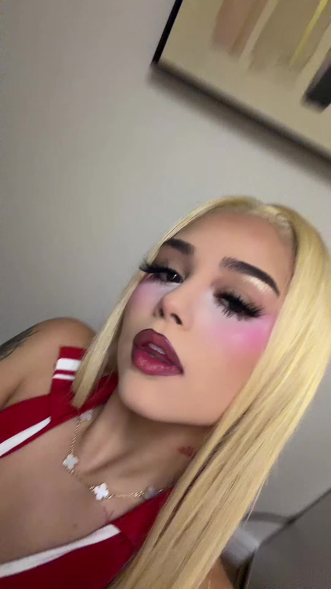 @MsYak