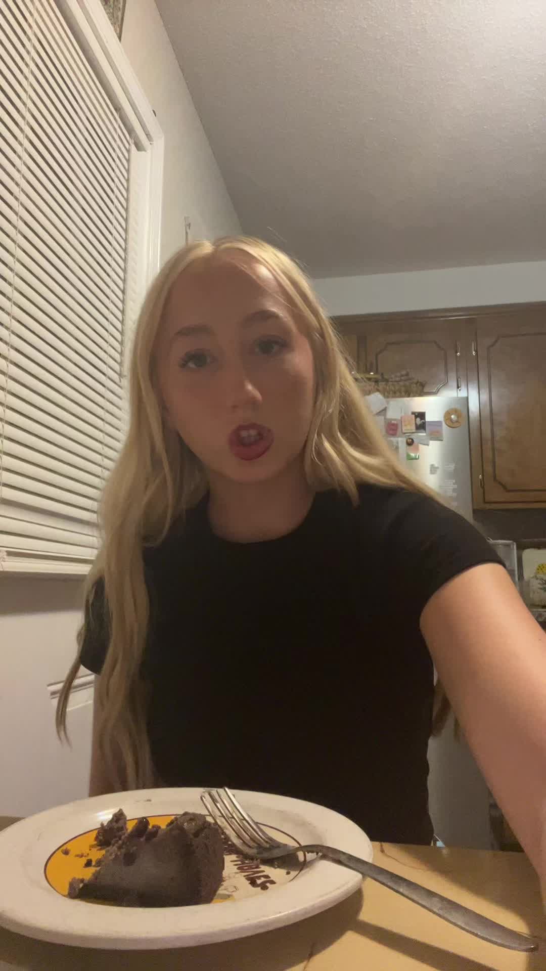 @ibelieveinunicorns111