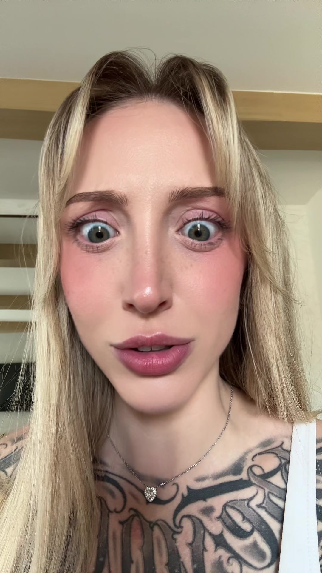 @justpeechi