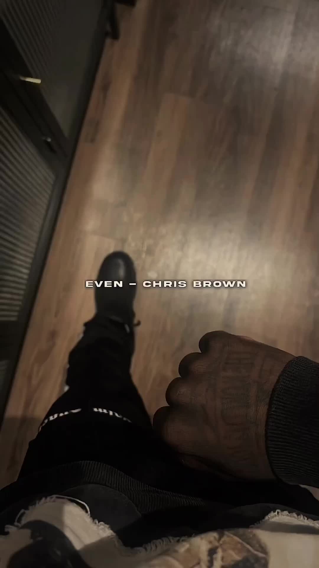 @️