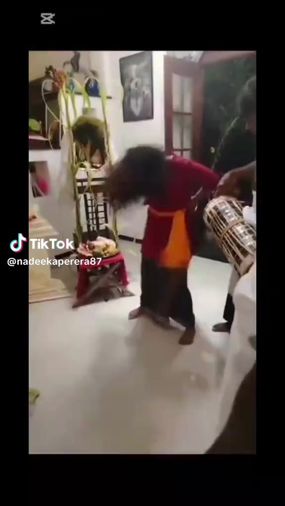 @නිලුකා ගුරු මෑණියෝ 🙏🙏🙏🙏
