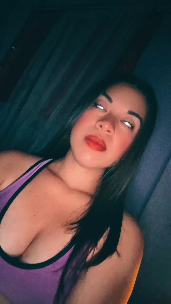 @kathita💞