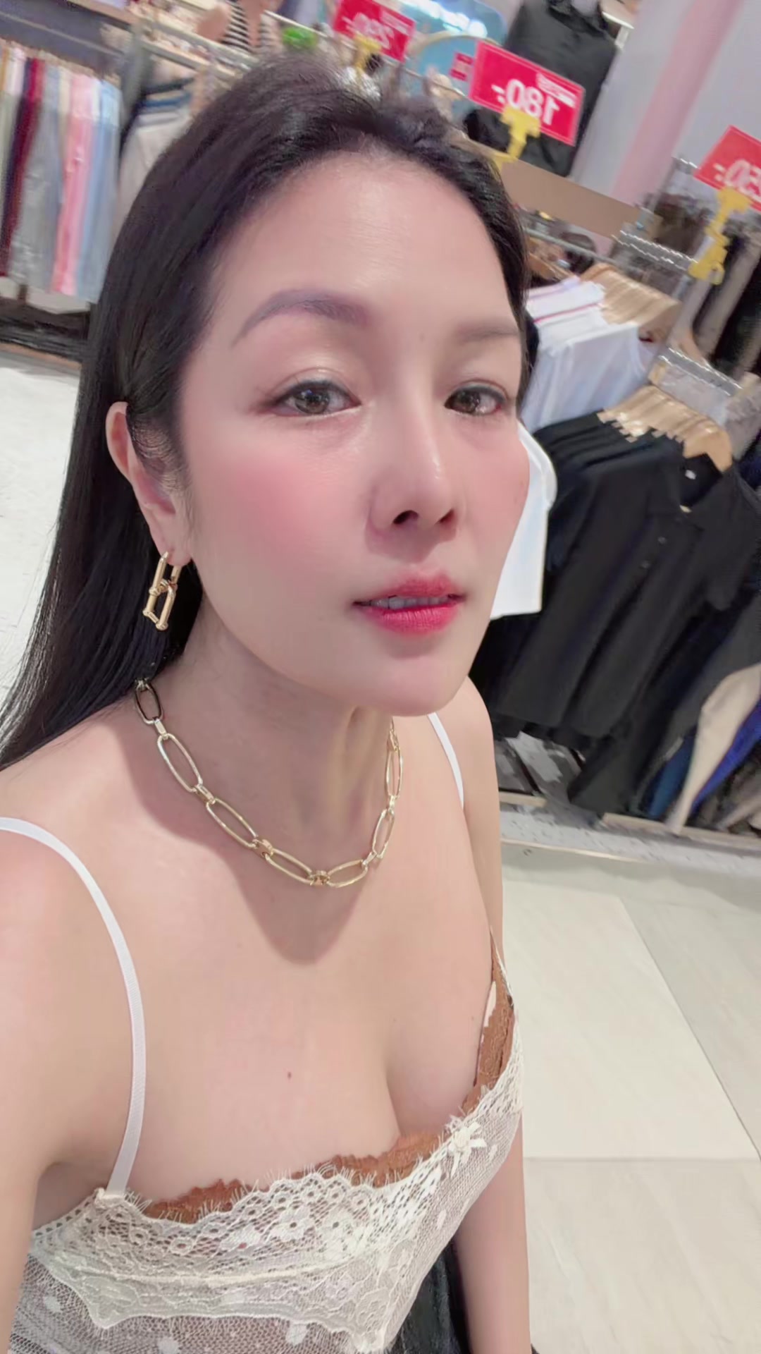@ยู ริ โก๊ะ จัง
