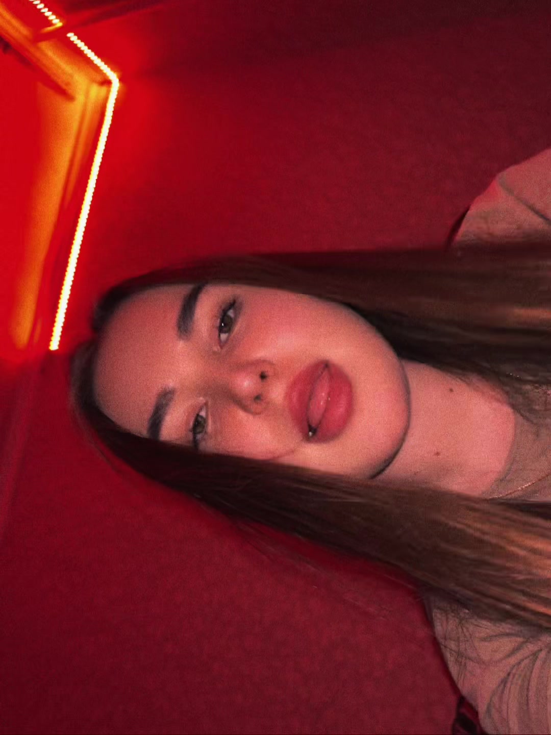 @894