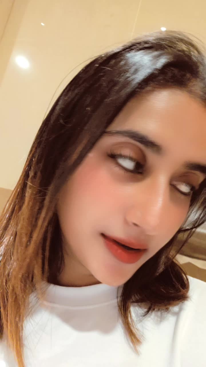 @Nona_