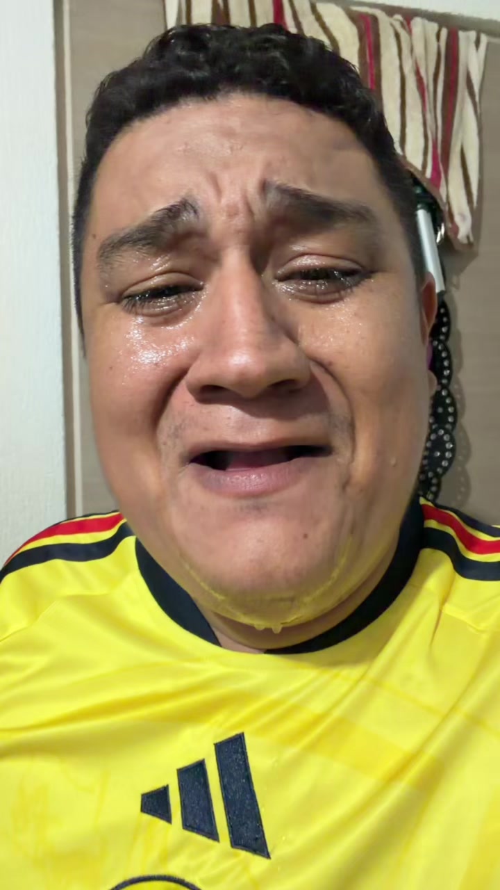 @Salas América