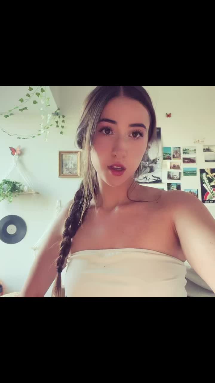 @Caroline <3