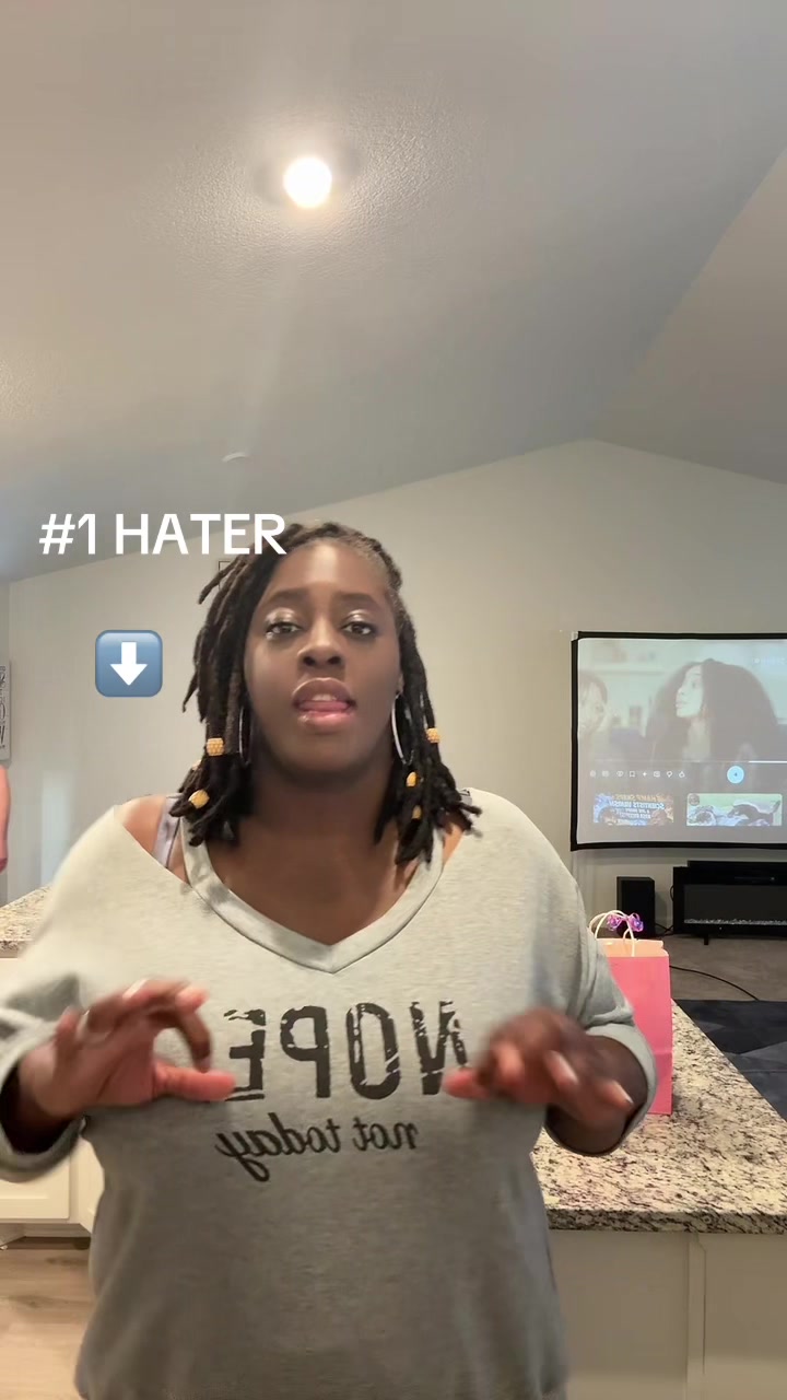 @Sillymoments77❌
