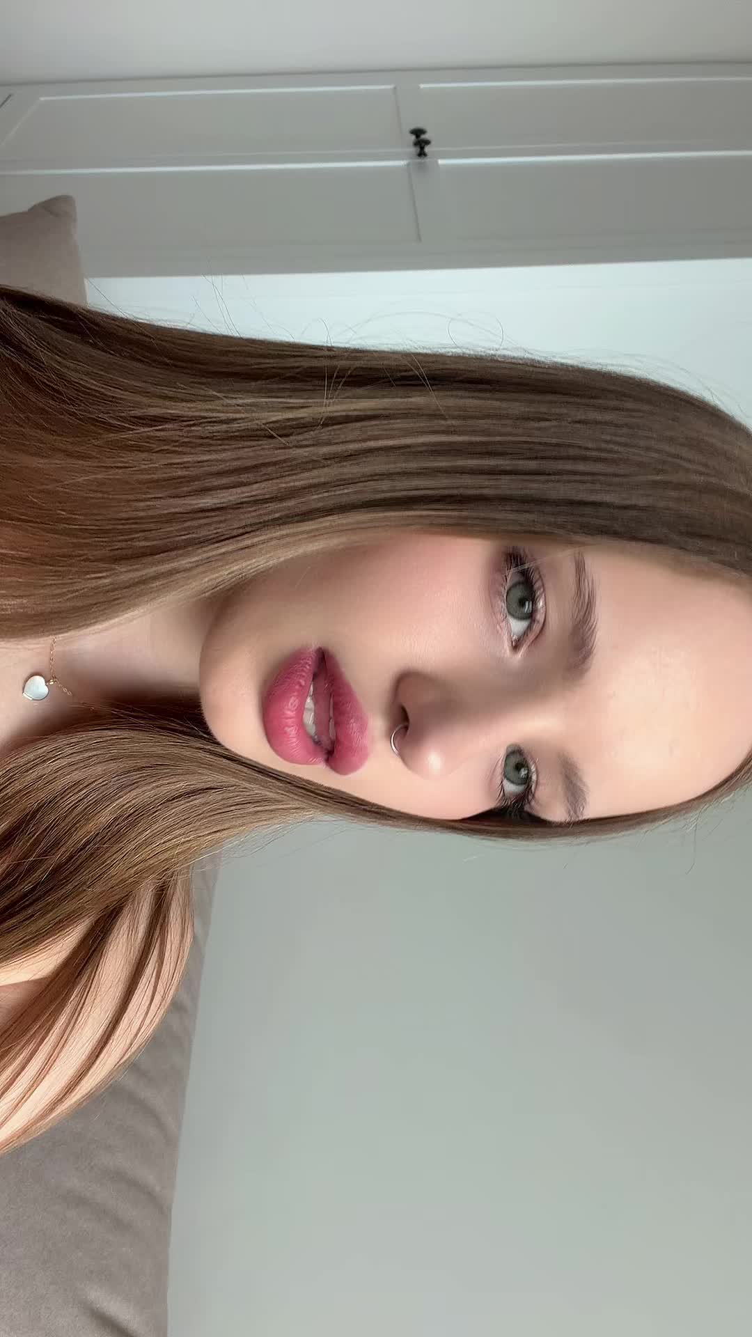 @Chloe