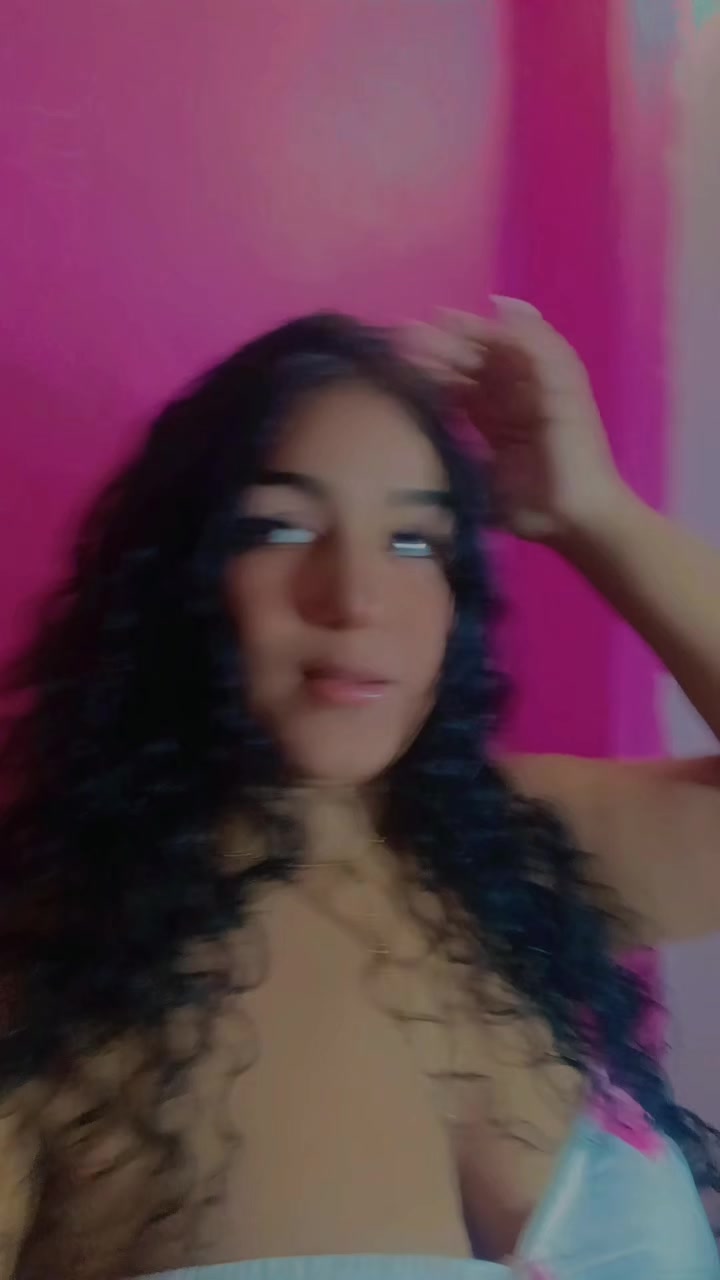 @𝓝𝓪𝓽𝓱𝓪𝓵𝔂 𝓜𝓮𝓷𝓭𝓸𝔃𝓪