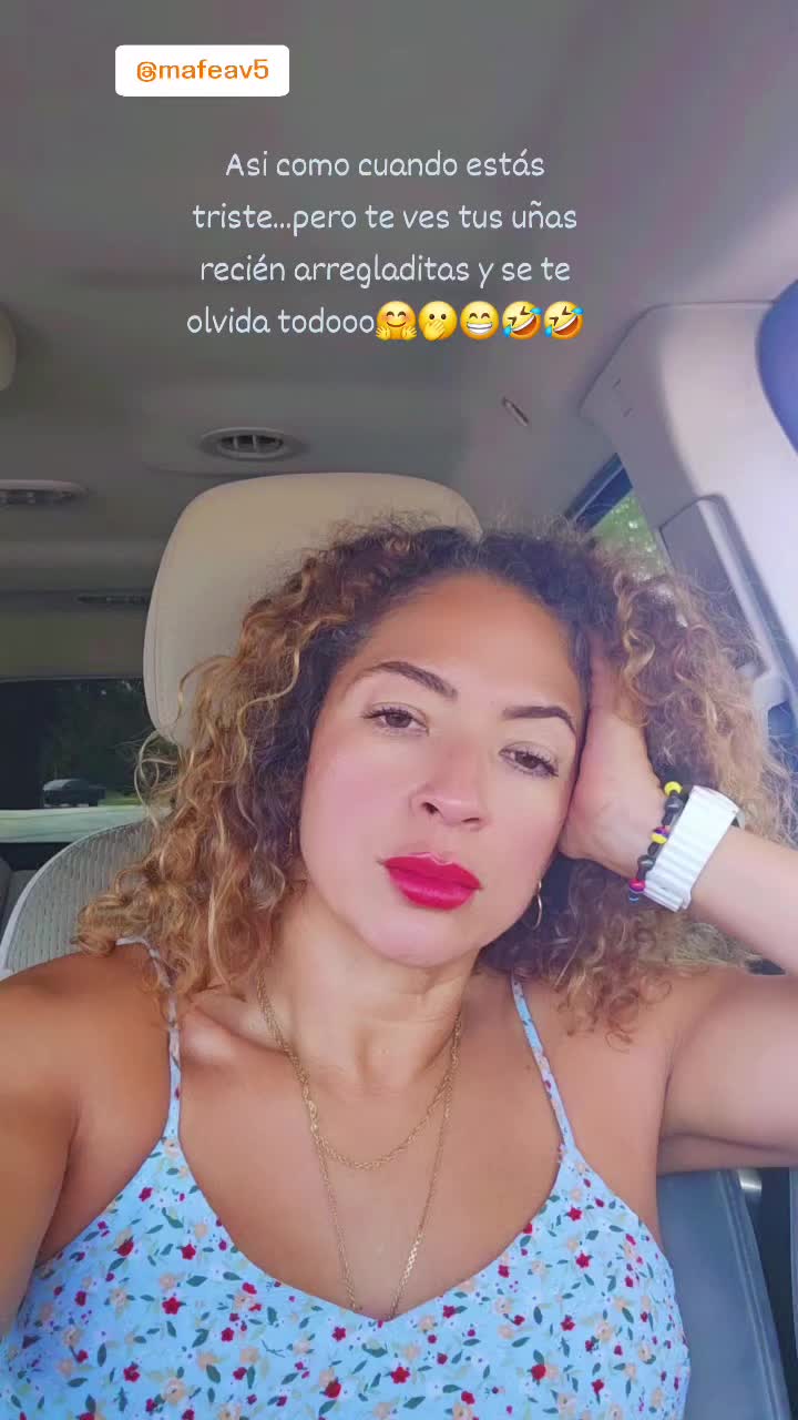 @Mar&iacute;a Giovanna