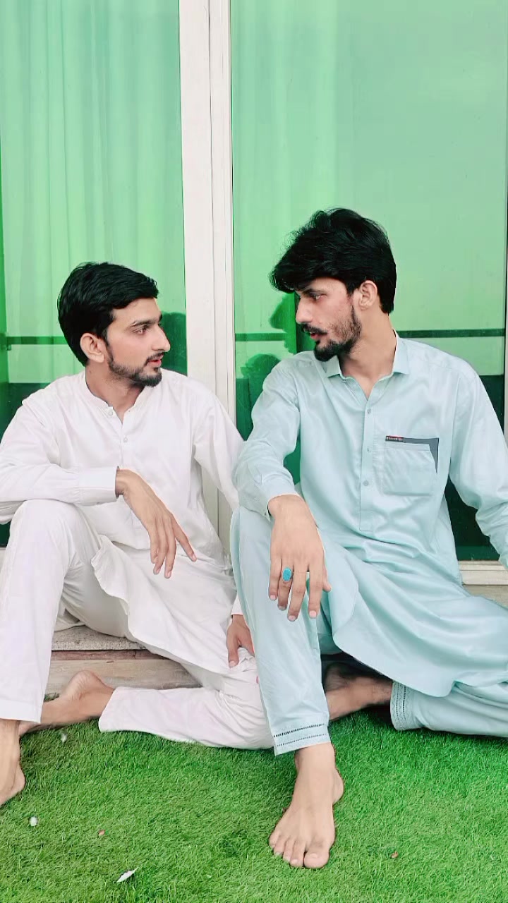@اکیلا لیکن خوش💝