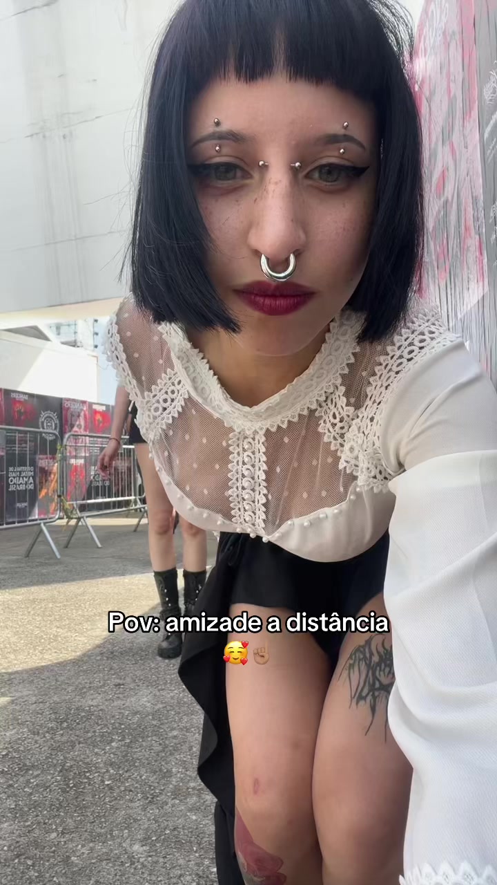 @Nora