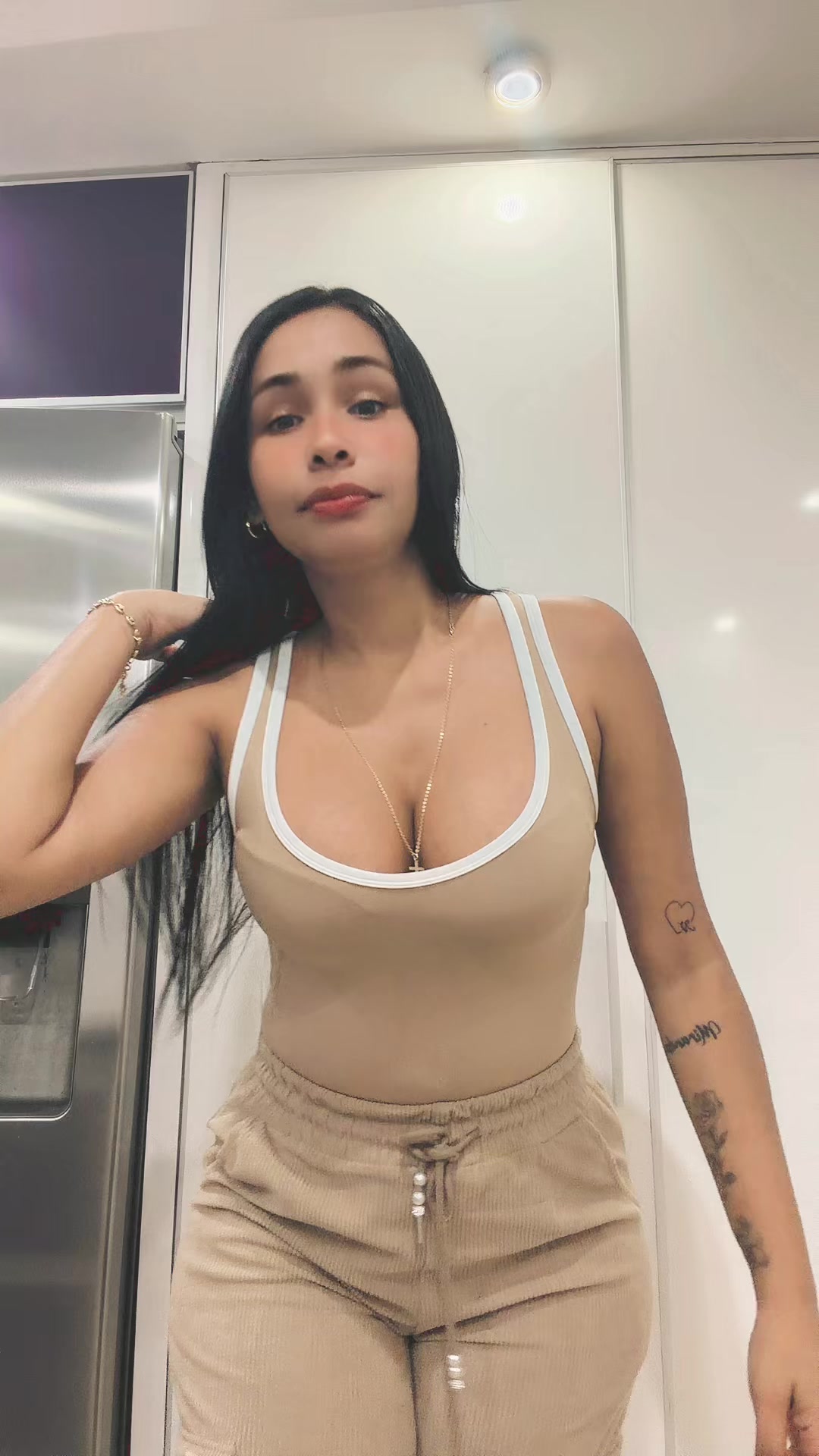 @Alexa🦋🍒