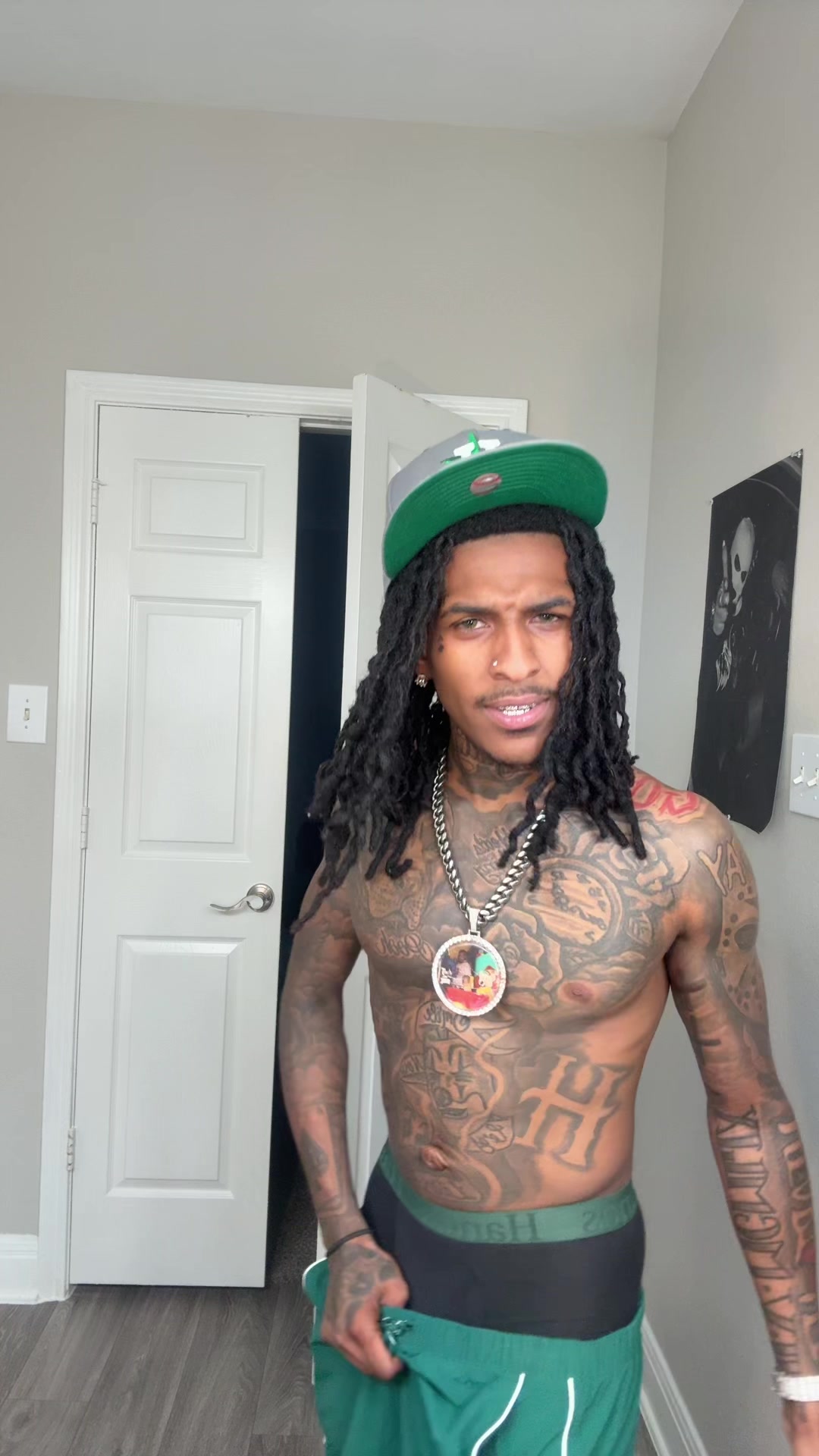 @Poohthedon