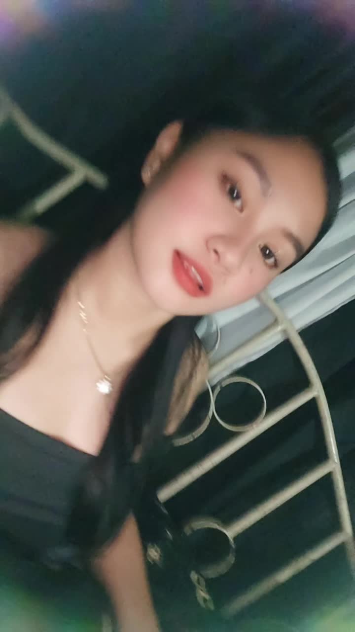 @🖤