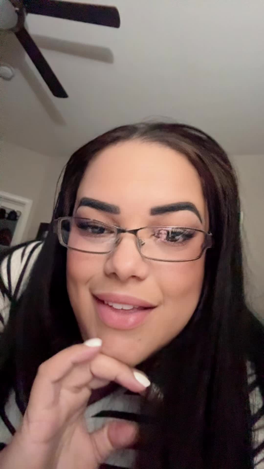 @𝓐𝓷𝓷𝓲𝓪_𝓬𝓫𝓪